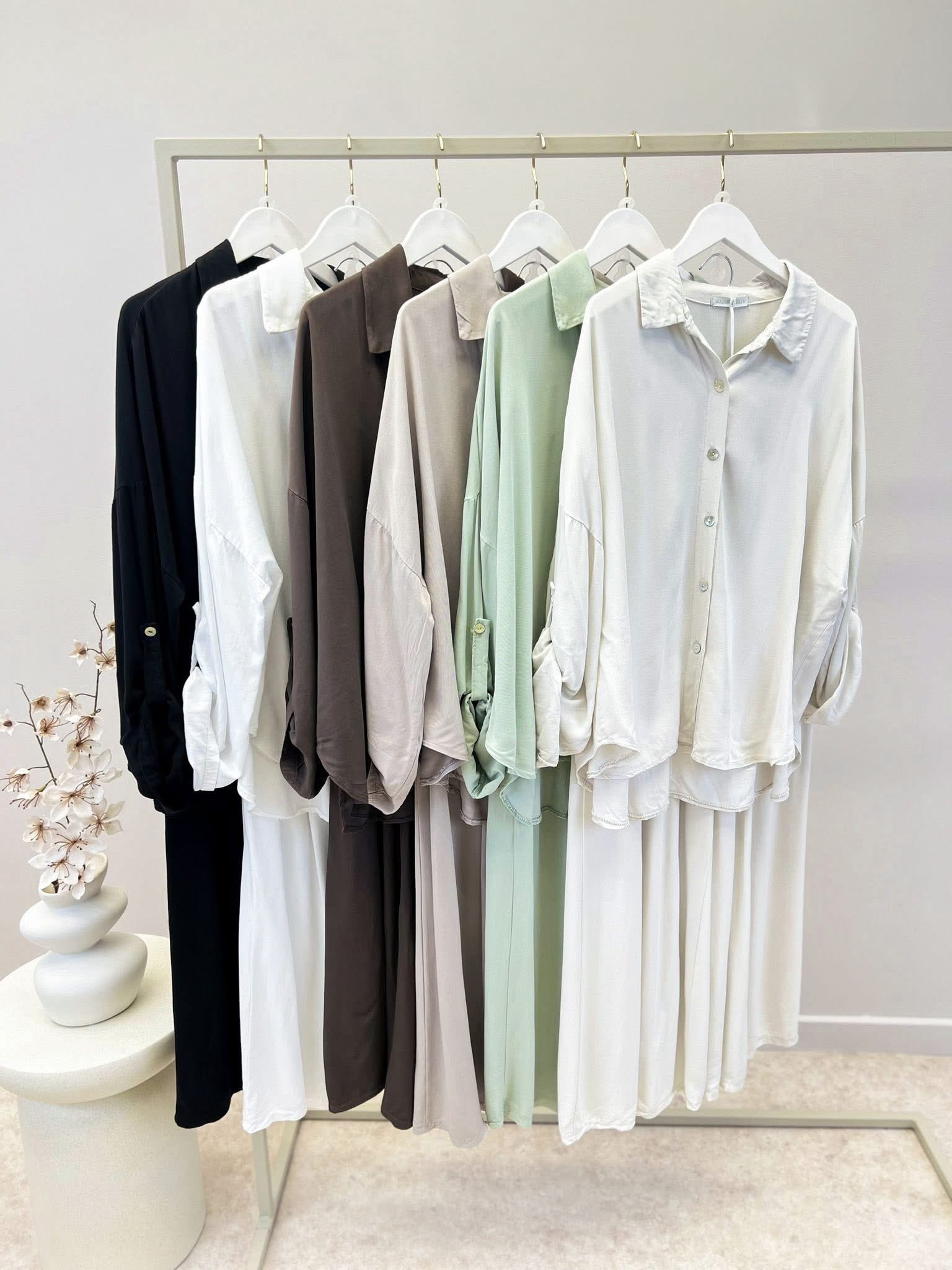 Ubrania damskie wieszak MWButik